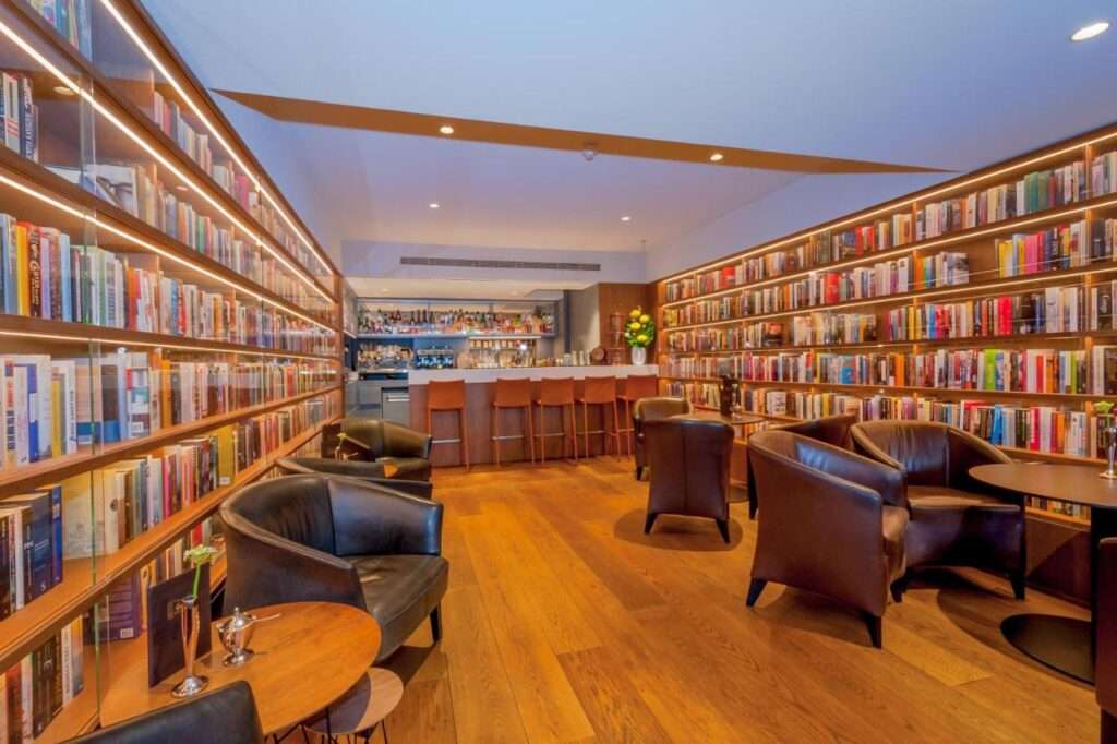 Ambassade Hotel Library