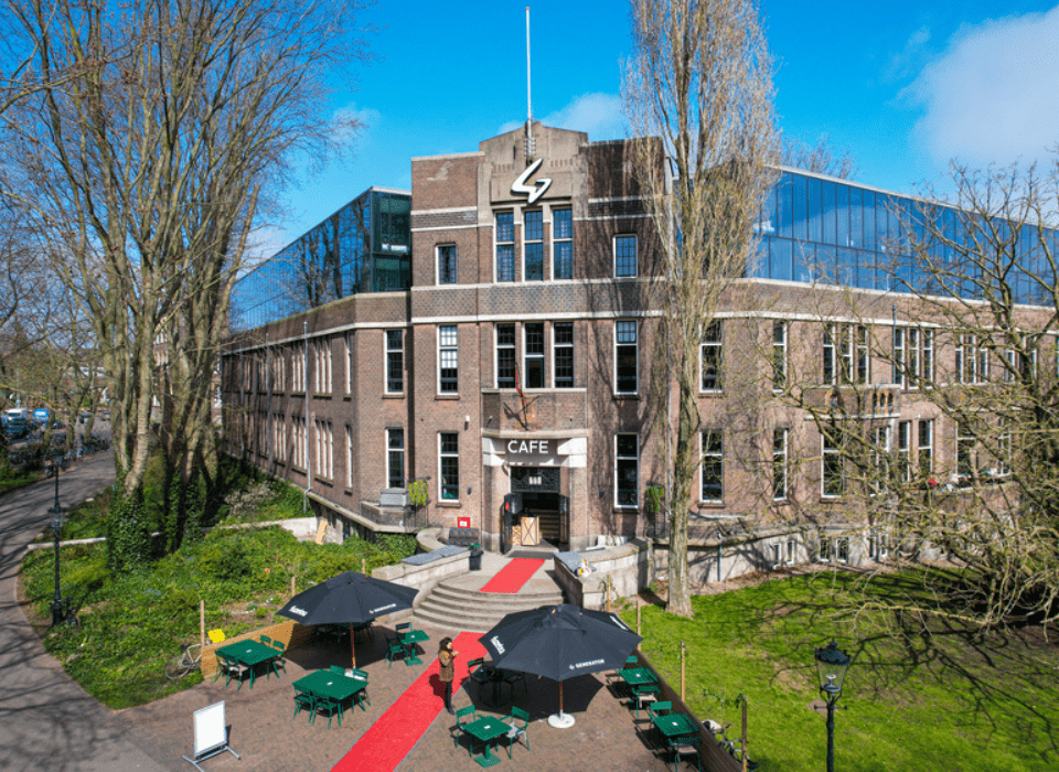 Generator Amsterdam Hostel Exterior