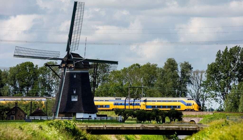 Netherlands Intercity Travel